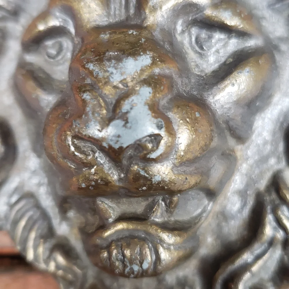 Vintage 1960s Accurate Lion Head Belt Buckle WITH WEAR - Cast Iron Metal